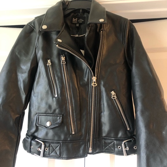 NWT ZARA Black Vegan Leather Moto/BikerJacket Belted Silver Zipper Accents XS - Picture 4 of 8